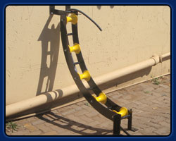 Wall crawler - cable laying roller - image